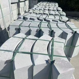 梧州 芝麻灰弧形路沿石