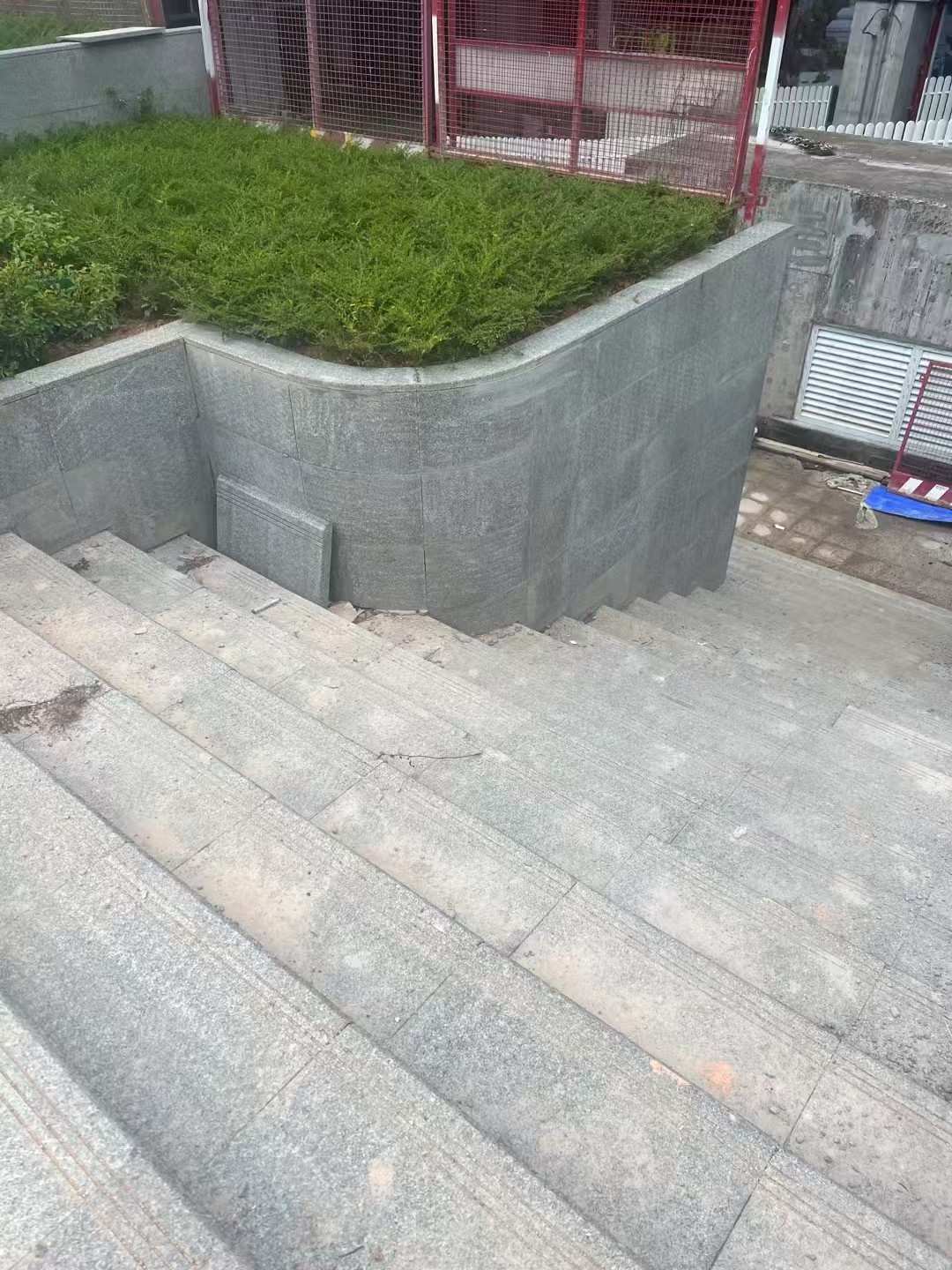 梧州 芝麻黑火烧面铺装案例