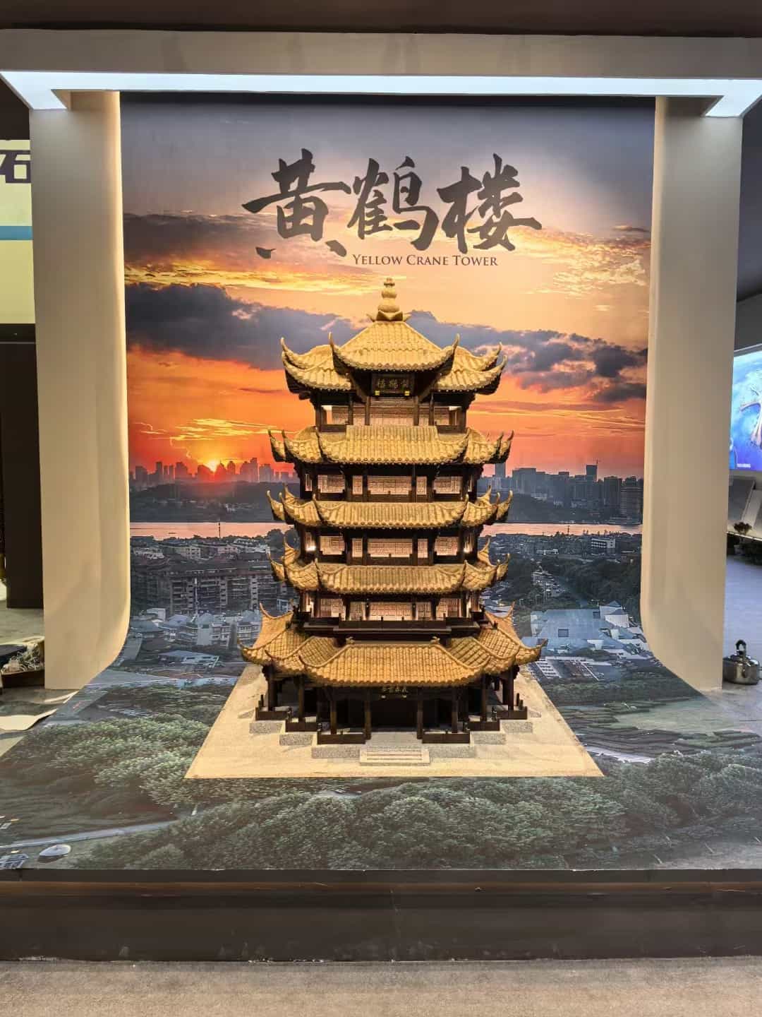 梧州仿古石文创作品-黄鹤楼