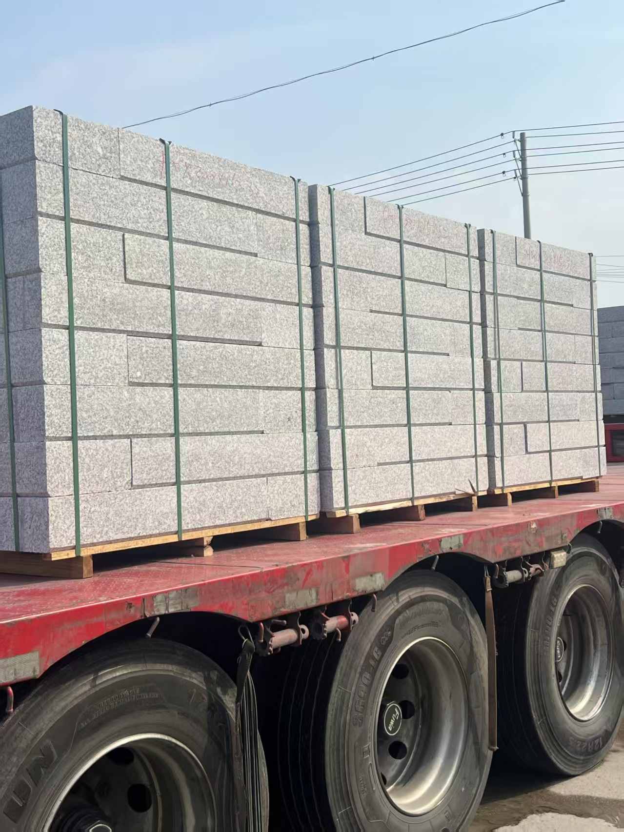 梧州 芙蓉白路沿石装车