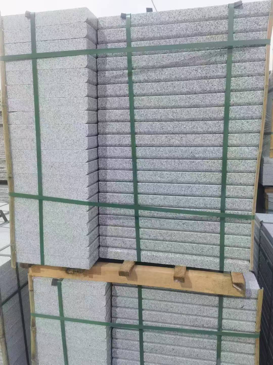 梧州 5公分芝麻白，倒斜角，室外楼梯踏步